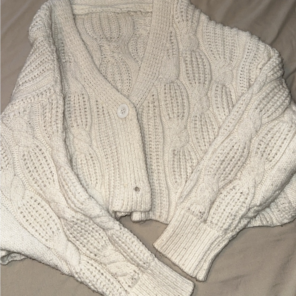 Oversized small Off-white knit sweater